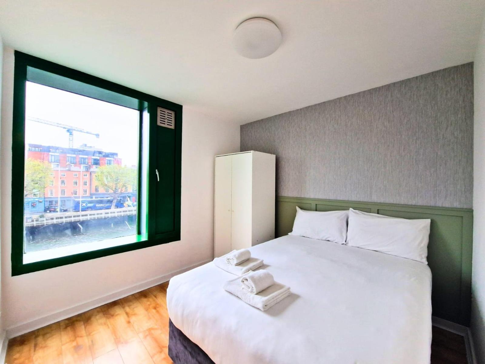 Greenland Management & Investment Apartment